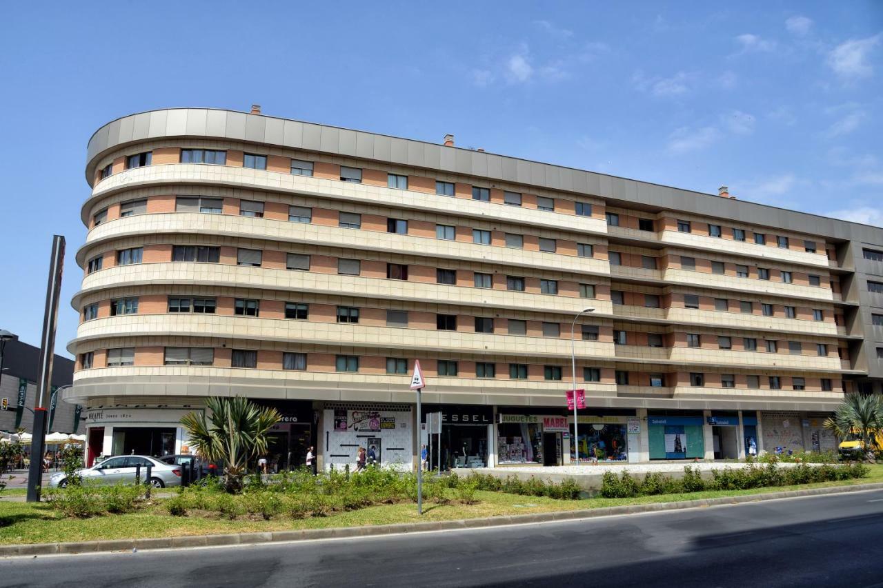 Wonderstays Apartamentos La Estacion Malaga Ngoại thất bức ảnh